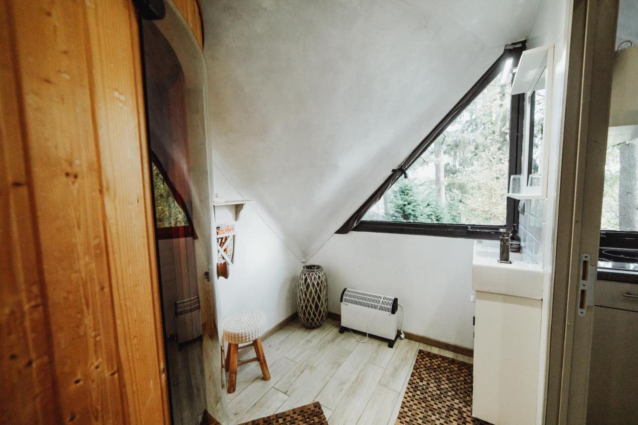 Chalet Scandinave Avec Sauna Ir - In The Woods Gesves Esterno foto