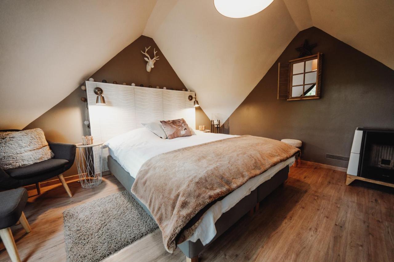 Chalet Scandinave Avec Sauna Ir - In The Woods Gesves Esterno foto